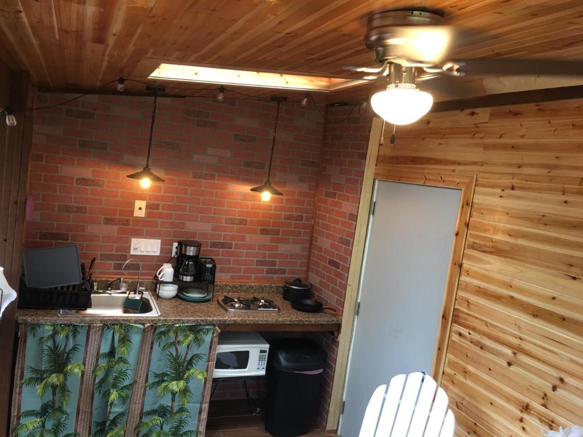 #1 Cabin Tiny House With Kitchen Equipped With Essentials Near At The Volcano Park Pahoa Екстериор снимка